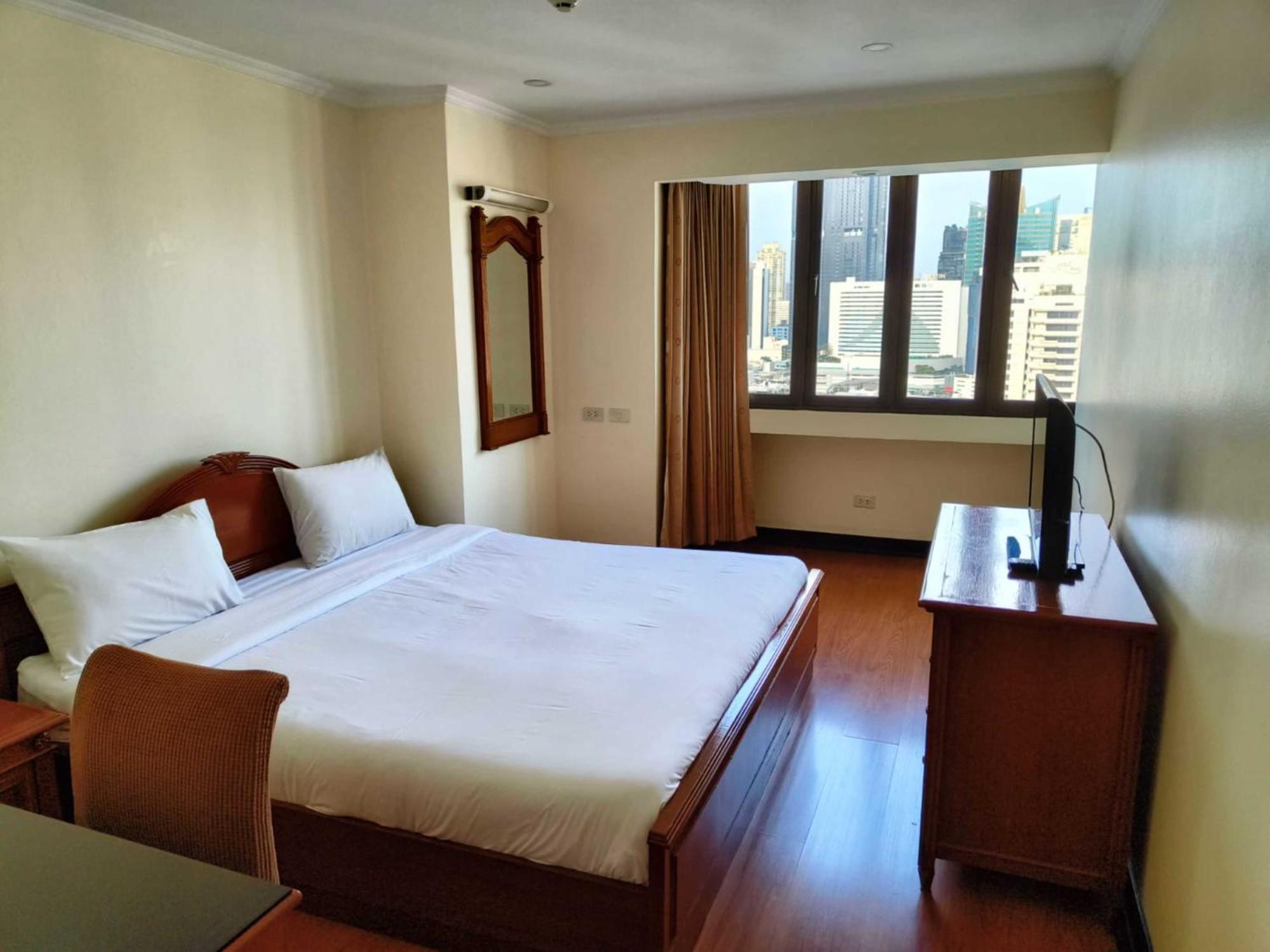 Omni Tower Sukhumvit Soi 4 Direct Apartment Bangkok Exterior photo